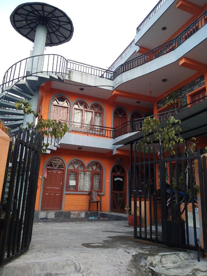 Paramount Guest House Pokhara Exterior photo